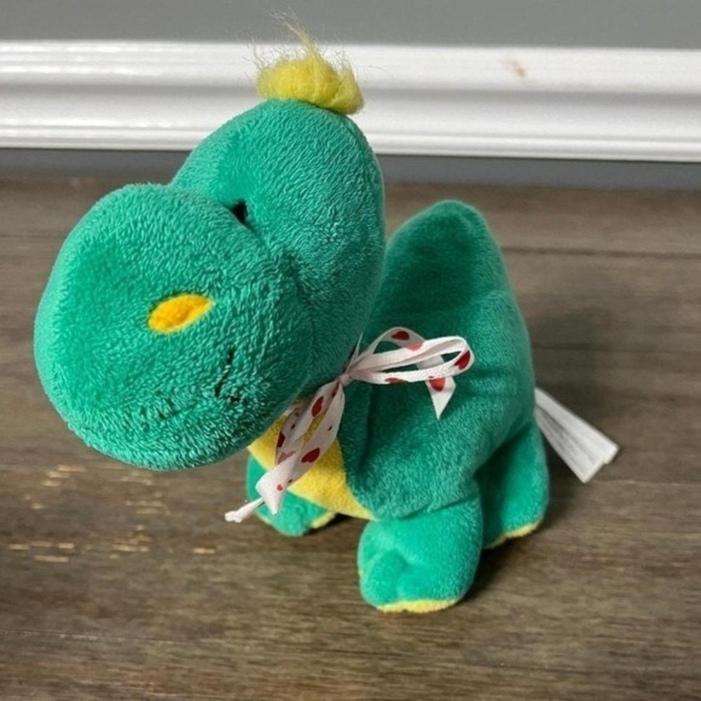 Hobby Lobby Green Dinosaur Plush Stuffed Animal Heart Ribbon Yellow Accents 8"